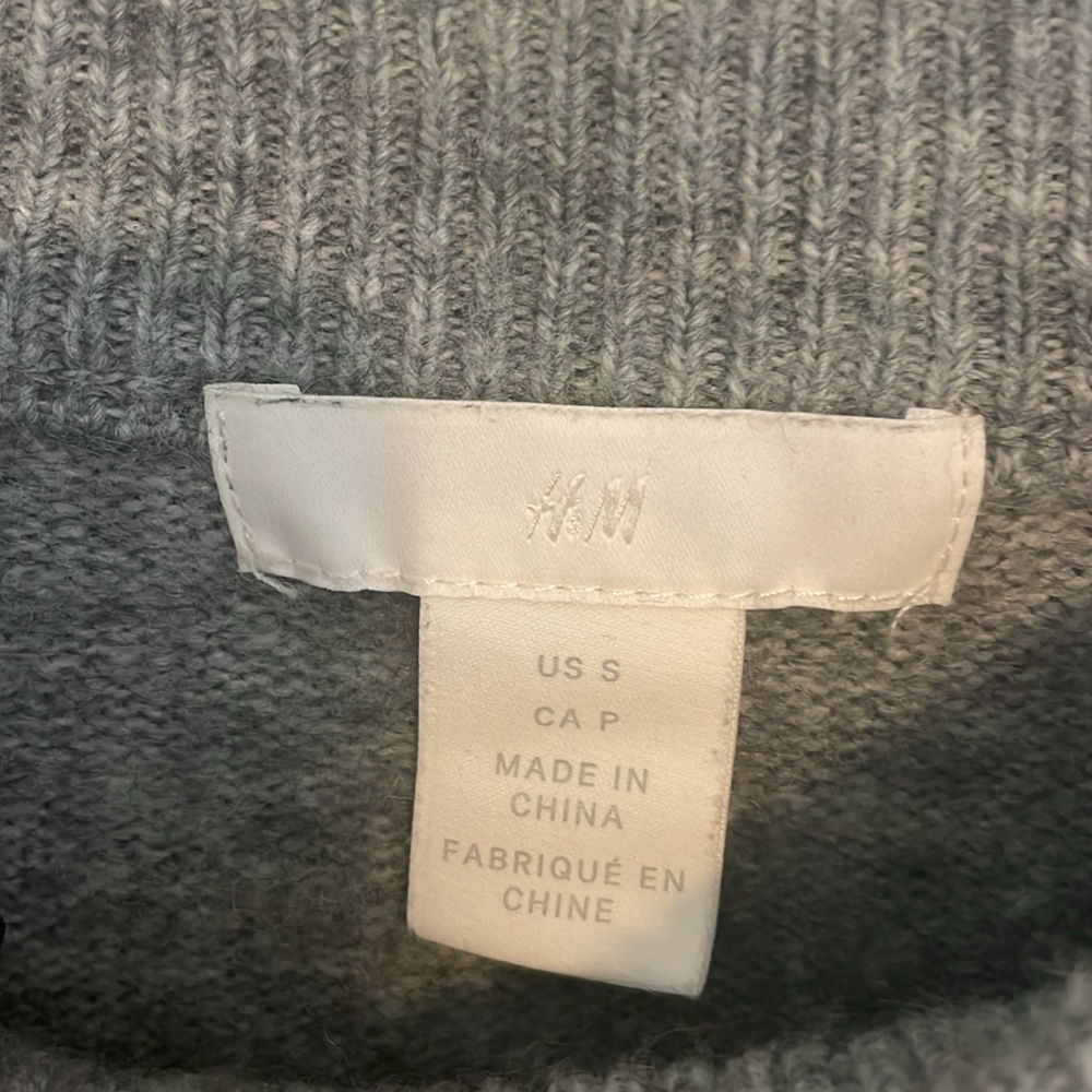 H&M Gray Crew Neck Chain Detail Sweater | S - Picture 4 of 7